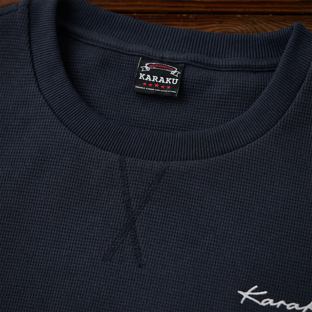 Karaku刺繍入り 裾異素材コンビワッフルマウンテンスウェット - Image 10